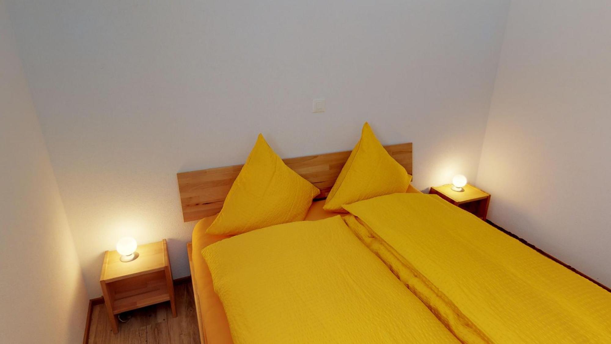 Chasa Samalgors Apartment Tschlin Ngoại thất bức ảnh